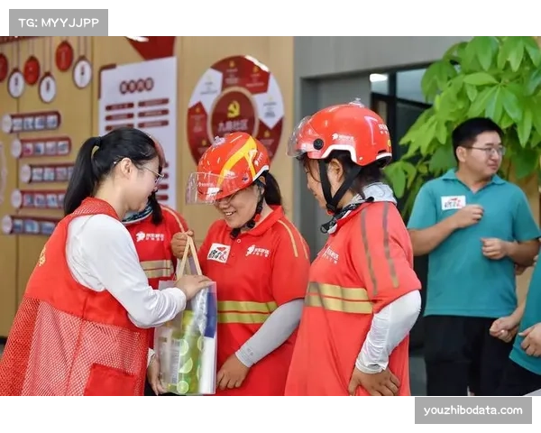 狂热队球员参与社区服务，为当地家庭建造新住宅项目启动